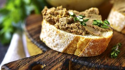 Patè di fegato e tartufo nero